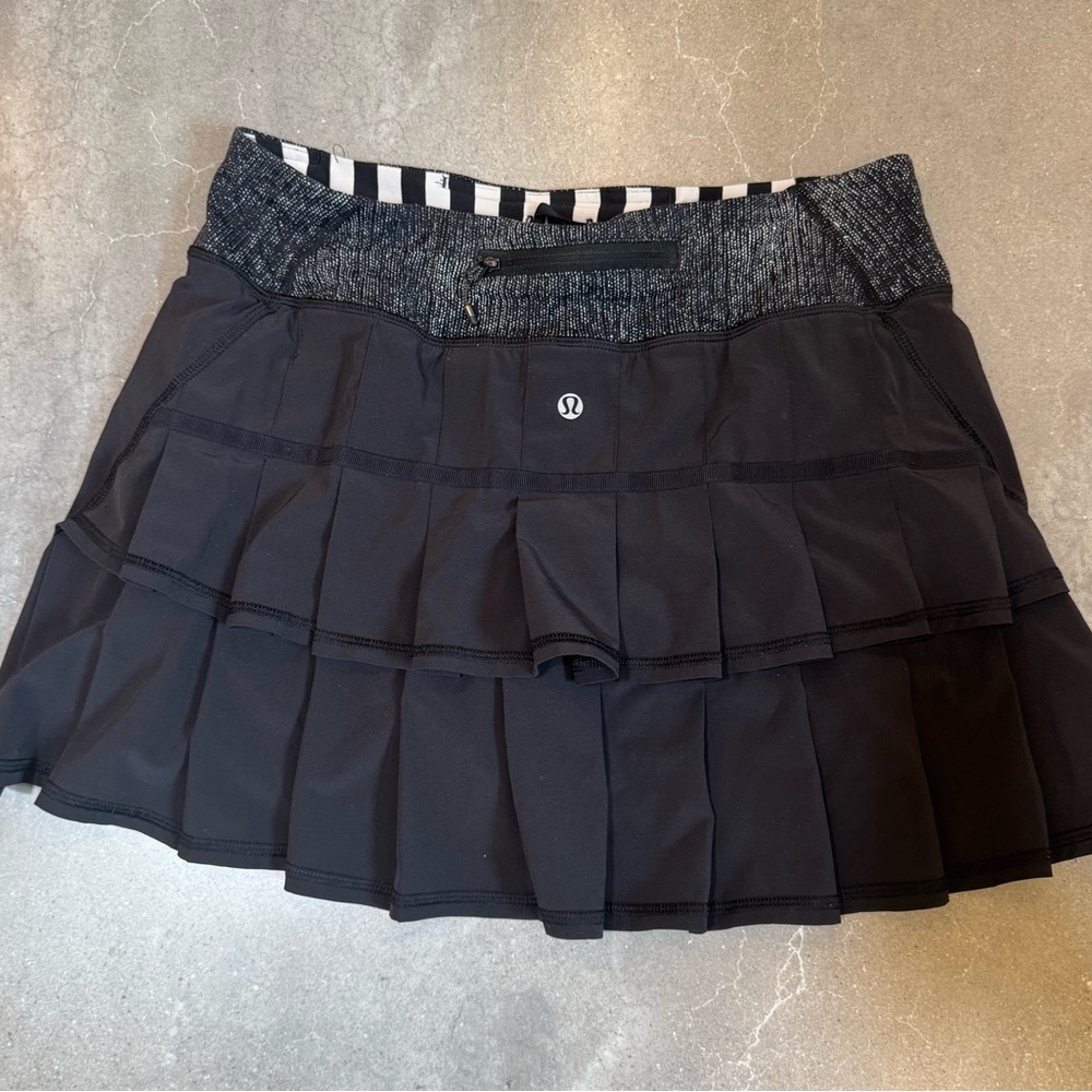lululemon athletica Black and Gray Tiered Tennis Skirt
